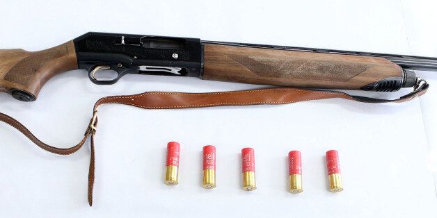 총기에 GPS 부착해 위치 추적한다