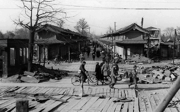 도쿄 대공습, 70년 후는 이렇게 바뀌었다(사진)