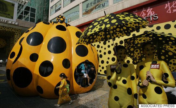 쿠사마 야요이, 세계에서 가장 유명한 미술가로 선정(사진)