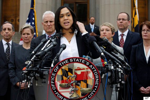볼티모어 경찰 기소한 35세 흑인 여자 검사(사진)