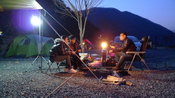 취미로 인생을 바꾼 아홉명의 남자