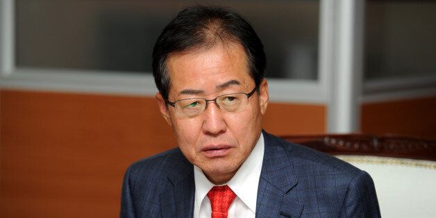 쇼핑백 받은 홍준표, 뭔지 묻지도 않고 '알았다'는 말만