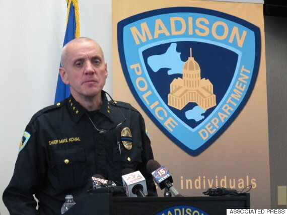 미국 검찰, 비무장 흑인 살해 백인 경관 또 불기소