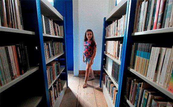 공공도서관을 짓고 싶다는 소녀의 꿈을 이뤄준 브라질 사람들(사진, 동영상)