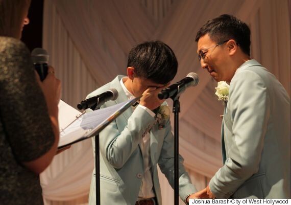 알리바바, 중국 LGBT 커플들을 LA 웨스트 할리우드에서 결혼시키다!(사진)