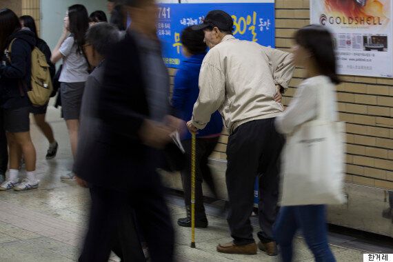 정부가 실직자의 국민연금 지원한다