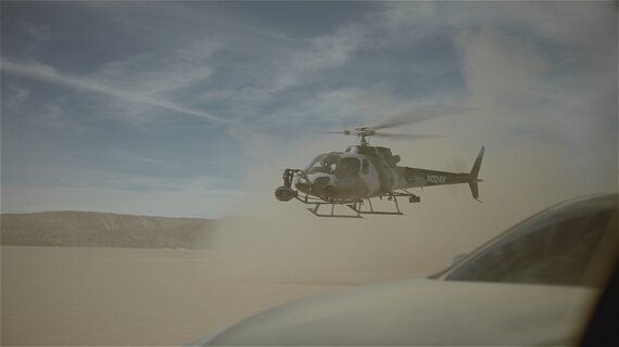 자동차로 그린 '우주로 보내는 메시지'는 어떻게 만들어졌을까