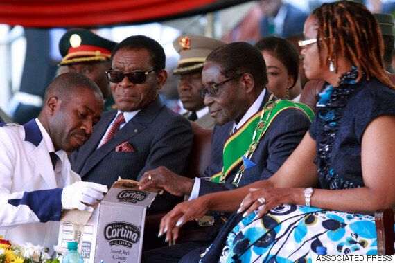 짐바브웨는 극단적으로 가난한 국가다. 그러나 무가베 대통령은 아이스크림 회사를 설립했다