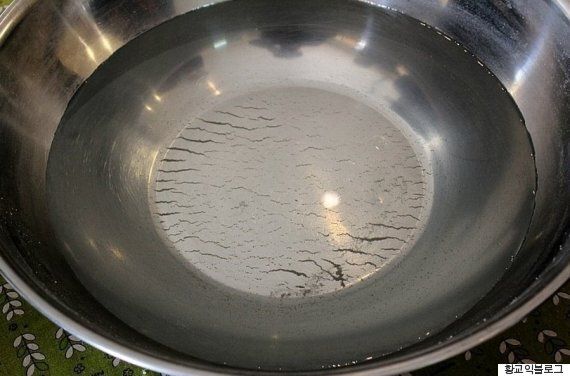 '다른 소금 팔려 천일염 왜곡', 대한염업조합의 주장에 대한 황교익의 반응