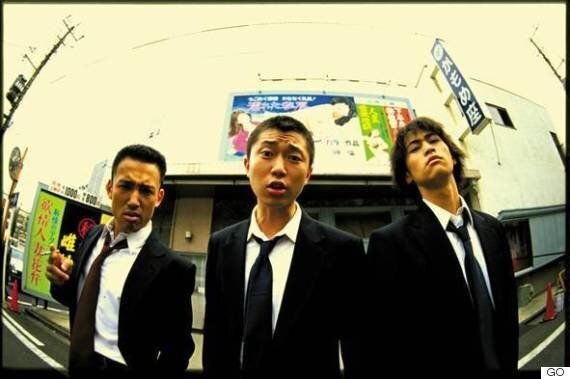 의회를 장례식장으로 만든 일본의 배우 출신 참의원(사진, 동영상)