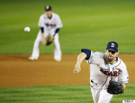 니퍼트가 지배했다 : 두산, NC 꺾고 시리즈 원점으로 돌렸다