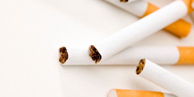 복지부가 '20개비 미만 포장 담배' 판매금지를 추진한다