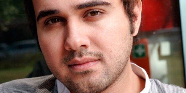 소설이 야하다는 이유로 검찰에 기소된 이집트 작가 아흐마드 나지