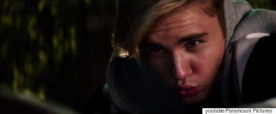 ‘쥬랜더2' 예고편에서 볼 수 있는 베네딕트 컴버배치의 여장(동영상)