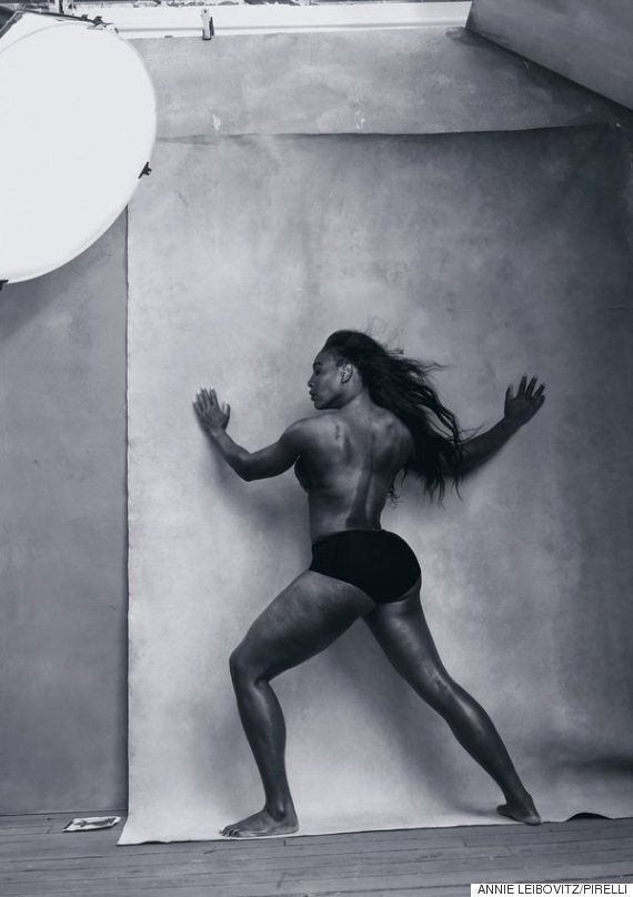 에이미 슈머의 세미누드 '피렐리 달력' 화보