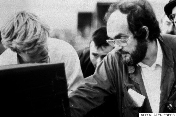 스탠리 큐브릭이 정말 아폴로 11호의 달착륙을 연출했을까?(동영상)