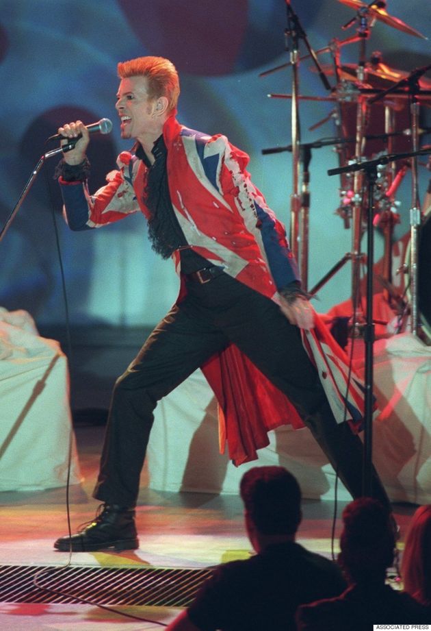 영원한 패션 아이콘, 데이비드 보위의 순간 22 (화보)