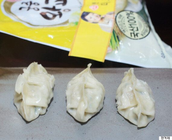 냉동왕교자만두 5개 제품을 비교 시식했다