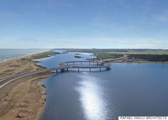 우루과이는 운전자를 위해 원형다리를 만들었다(사진 6장)