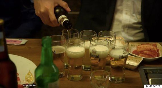 알자지라 한국인에게는 술이 도피처다