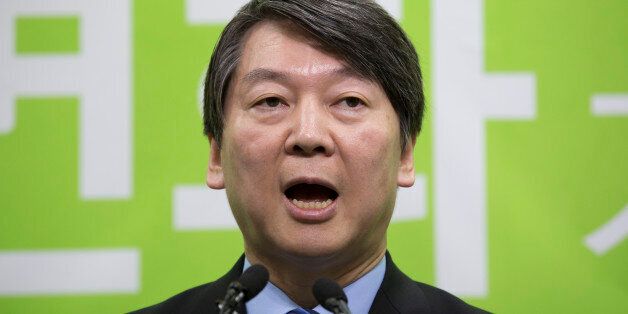 안철수 비서관이 사표 낸 뒤 SNS에 남긴 쓴소리