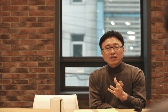 공약 안 지켜도 속수무책, '선출된 군주정' 바꿔야