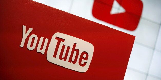 YouTube unveils their new paid subscription service at the YouTube Space LA in Playa Del Rey, Los Angeles, California, United States October 21, 2015. Alphabet Inc's YouTube will launch a $10-a-month subscription option in the United States on October 28 that will allow viewers to watch videos from across the site without interruption from advertisements, the company said on Wednesday.  REUTERS/Lucy Nicholson