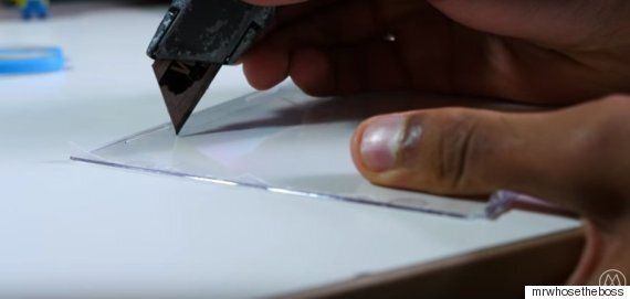 간단하게 스마트폰에서 3D 홀로그램 영상을 볼 수 있다 (동영상)