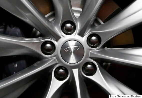 테슬라, '모델X' 2700대 첫 리콜 : 모델3에는 어떤 의미일까?