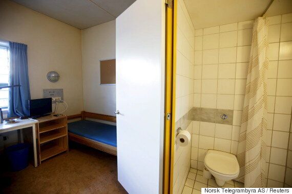 노르웨이 법원, 77명 학살한 극우 연쇄테러범 '인권'의 손을 들어주다