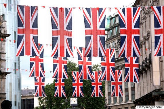 영국을 방문했을 때 하면 안 되는 9가지 행동