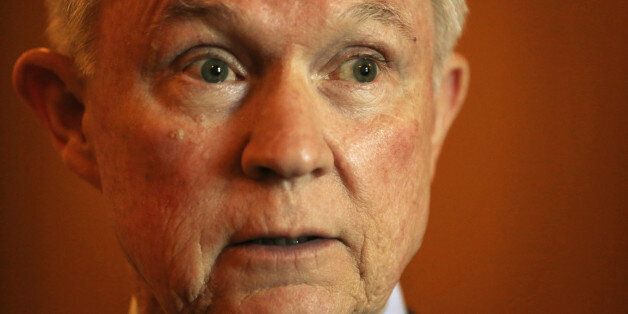 트럼프의 '킹메이커'는 극우 상원의원 제프 세션스다