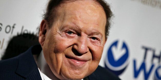 Las Vegas gaming tycoon Sheldon Adelson attends the second Annual Champions of Jewish Values International Awards Gala in New York, May 18, 2014.    REUTERS/Mike Segar   (UNITED STATES - Tags: BUSINESS SOCIETY)