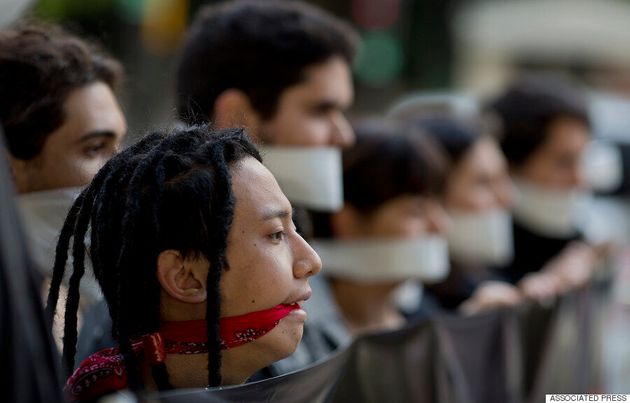 올림픽을 앞둔 브라질의 모든 것이 잘못되어 가고 있다