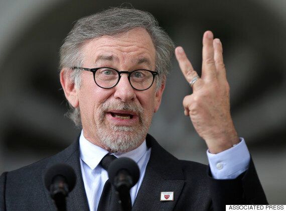 스티븐 스필버그 감독의 '하버드대' 졸업식 연설, 증오에 대한 유일한 대답은 인간성(동영상)