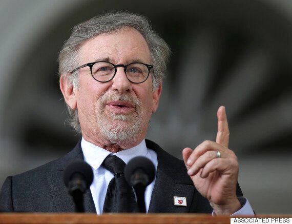 스티븐 스필버그 감독의 '하버드대' 졸업식 연설, 증오에 대한 유일한 대답은 인간성(동영상)