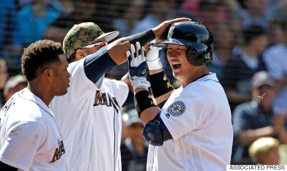 '최고의 날' 이대호가 세운 4가지 첫 기록들