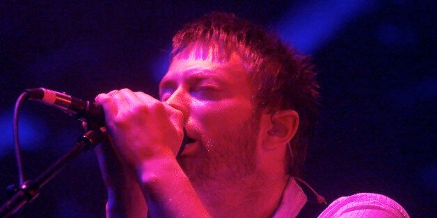 Radiohead's frontman Thom Yorke performs at Liberty State Park inJersey City, New Jersey August 16, 2001. Radiohead's performance wasthe second of three sold out shows at Liberty State Park.SS/ME