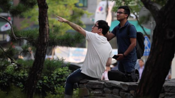 [사회실험] 한국인들은 외국인에게 친절할까?