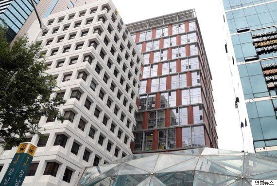 이것은 우병우 수석에 관한 빼곡한 인생 이야기다