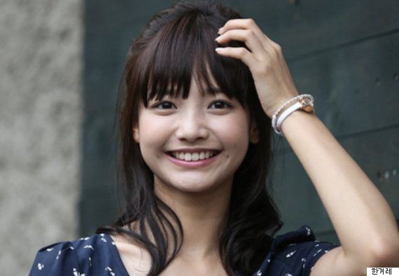 만약 '중년 남자 배우'가 하연수처럼 댓글을 달았다면 어땠을까?