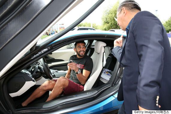 레스터시티의 선수들이 1억5천만 원짜리 차를 한 대씩 선물 받은 이유