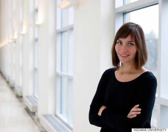 게임에서 '주인공'을 맡은 '여성 캐릭터'는 덜 성적으로 묘사된다