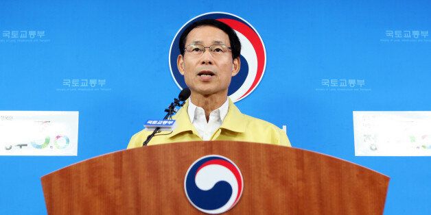 최정호 국토교통부 제2차관이 9월29일 오전 정부세종청사 국토부 기자실에서 철도파업에 따른 비상수송현황 및 향후 계획을 브리핑하고 있다. ⓒ연합뉴스