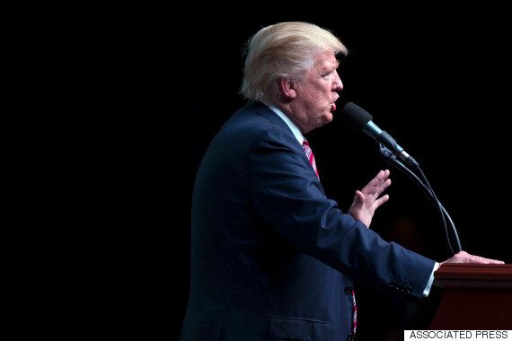도널드 트럼프에게 성추행을 당했다는 여성 2명의 폭로가 또 나왔다