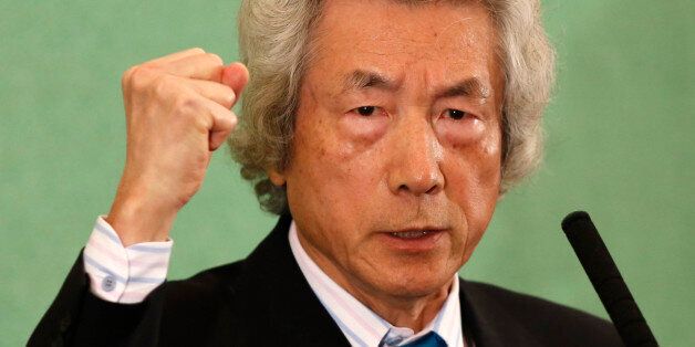 Japan's former Prime Minister Junichiro Koizumi speaks at the Japan National Press Club in Tokyo November 12, 2013. Koizumi publicly called for an end to Japan's use of nuclear power on Tuesday.    REUTERS/Toru Hanai (JAPAN - Tags: POLITICS ENERGY ENVIRONMENT HEADSHOT PROFILE)