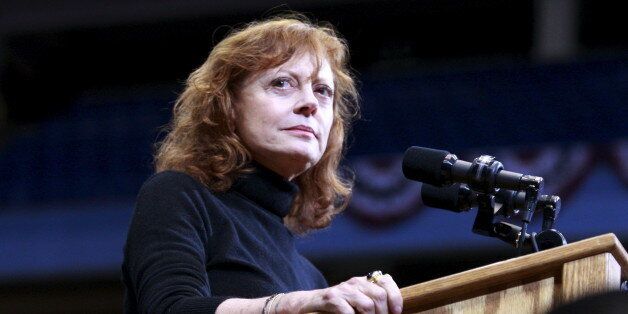Actress Susan Sarandon speaks prior to Democratic U.S. presidential candidate Bernie Sanders holds a campaign rally in Boise, Idaho March 21, 2016. REUTERS/Brian Losness