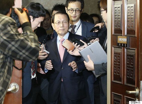 김기춘은 자신을 둘러싼 '최순실 의혹'을 8가지로 반박했다