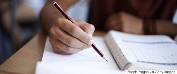 전설로 남은 최초의 수능 만점자는 어떻게 살고 있을까?