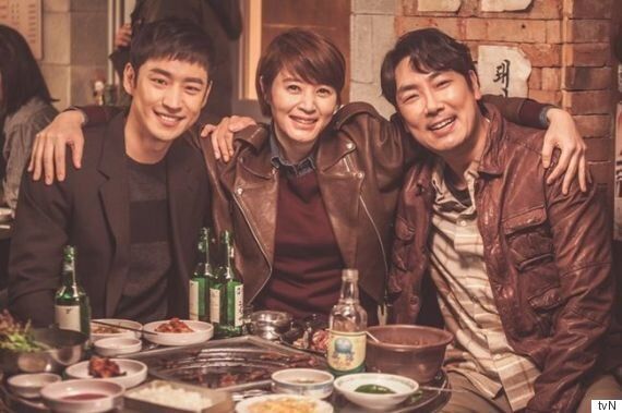 김은희 작가는 ‘시그널2'를 차차기작으로 생각한다